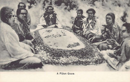 Fiji - A Fijian Grave - Publ. Robbie And Company Ltd.  - Fiji