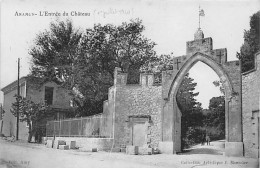 ARAMON - L'Entrée Du Château - Très Bon état - Aramon