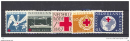 Pays-Bas  -  1957  :  Yv  673-77  ** - Ongebruikt
