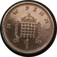 Monnaie Royaume Uni - 1974 - 1 New Penny Elizabeth II 2e Portrait - 1 Penny & 1 New Penny