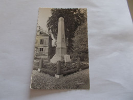 LIANCOURT ( 60 Oise ) LE MONUMENT AUX MORTS GROS PLAN TIMBRE PAS OBLITERER - Liancourt