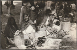 Dia De Plaza, Pátzcuaro, Michoacán, C.1930s - Valdes Foto Tarjeta Postal - Mexique