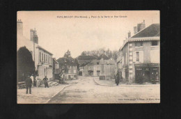 Cpa Fayl-billot Place De La Barre Et Rue Grande , Pharmacie , - Fayl-Billot