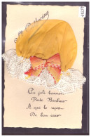 SAINTE CATHERINE - BONNET EN VERITABLE TISSU EN APPLIQUE - TB - Sainte-Catherine