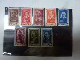 1947 Série N° 1048 à 1055 Neuf ** Sans Charnière Roumanie Romania Figures Urss - Unused Stamps