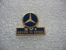 Pin's De La Concession Mercedes Benz SVI Bourg-en-Bresse (Dépt:01). Camions, Véhicules Industriels - Mercedes