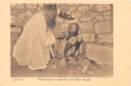 ETHIOPIE- MISSIONNAIRE SOIGNANT UNE TÊTE CASSEE - Ethiopie