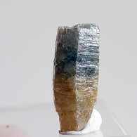 #O60 - Cristal SAPHIR Naturel (Ratnapura, Sri Lanka, Ceylon) - Minerales