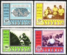 572 Liberia Scierie Sawmill Printing Imprimerie MNH ** Neuf SC (LBA-93) - Trees