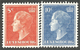 584 Luxembourg 1944 Grand Duchesse Charlotte MH * Neuf (LUX-144) - 1944 Charlotte De Profil à Droite