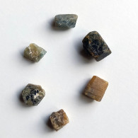 #T41 - Cristaux De Béryl Var. AIGUE-MARINE Et RUBIS Naturel (Inde) - Minerals