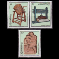 LUXEMBOURG 1995 - Scott# 933-5 Museum Exhibits Set Of 3 MNH - Unused Stamps