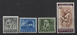 310 INDE 1965/66 - Yvert 191/94 - Elephant Locomotive The Sculpture - Neuf ** (MNH) Sans Charniere - Nuevos