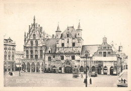 BELGIQUE - Malines - Vue Générale De L'hôtel De Ville Et Halles  - Carte Postale - Malines