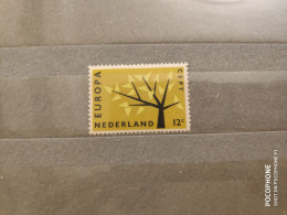 Nederland	Europe Flowers (F82) - Unused Stamps