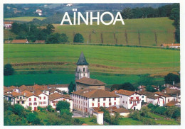 CPSM / CPM  10.5 X 15 Pyrénées Atlantique  AINHOA Pays Basque  Vue D'ensemble Autour De L'église - Ainhoa