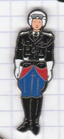 PINS GENDARMERIE NATIONALE 24 - Militaria