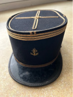 Képi Capitaine Infanterie Coloniale - Indochine.. - Cascos