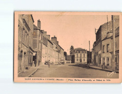 SAINT SAUVEUR LE VICOMTE : Place Barbey D'Aurevilly Et L'Hôtel De Ville - état - Saint Sauveur Le Vicomte