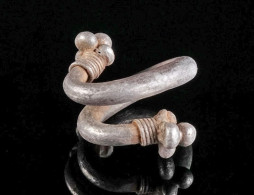 Greece A Silver Hair Spiral - Archeologie