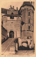 FRANCE - Saumur (M Et I) - Vue Sur La Porte D'entrée Du Château - Vue De L'extérieur - Carte Postale Ancienne - Saumur