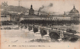 FRANCE - Lyon - Vue Sur Le Pont De La Guillotière Et L'hôtel Dieu - L L - Carte Postale Ancienne - Sonstige & Ohne Zuordnung