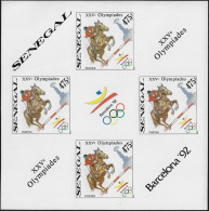 Sénégal 1989 Y&T 820 X 3 Non Dentelés Sur Bloc De Luxe. Jeux Olympiques De Barcelone. Hippisme, Saut D'obstacle - Horses
