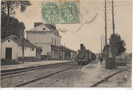 77 SAINT-MAMMES   La Gare Avec Train - Saint Mammes