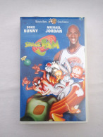 Cassette VHS Film SPACE JAM, Avec Michael Jordan, Bugs Bunny, Looney Tunes De Warner Bros - Cartoni Animati