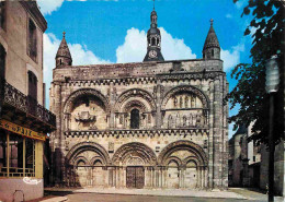86 - Civray - Eglise Saint Nicolas - CPM - Voir Scans Recto-Verso - Civray