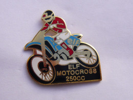 Pin S MOTO CROSS ELF 250 CC 3 X 3 Cm - Motorbikes