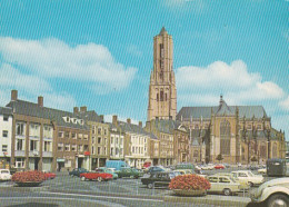 486236Arnhem, Grote Markt Met Grote Kerk. Zie Auto’s.  - Arnhem