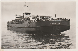 4893250Ameland, De Friesland In Volle Zee Naar Ameland. (Fotokaart) CZie Achterkant)  - Ameland