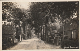 4892294Groet, Dorpstraat. (FOTOKAART) ( Linksonder Een Kleine Vouw)  - Sonstige & Ohne Zuordnung