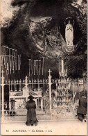 19-3-2024 (3 Y 29) VERY OLD - FRANCE  - LOURDES (2 Postcards) Saint & Basilica - Santi