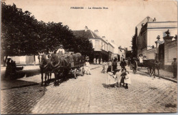 S15529 Cpa 94 Fresnes - La Grande Rue - Fresnes