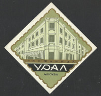 RUSSIA - MOSKVA - Hotel, Gostionica URAL Luggage Label - 9 X 9 Cm (see Sales Conditions) - Etiquetas De Hotel