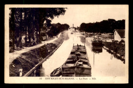 93 - GOURNAY-SUR-MARNE - PENICHES DANS LE PORT - Gournay Sur Marne