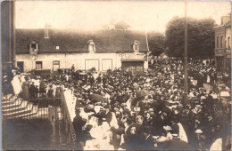 S15597 Cpa 76 Sotteville - Sortie De L'Eglise " Carte Photo" - Sotteville Les Rouen