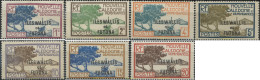 727124 HINGED WALLIS Y FUTUNA 1930 SELLOS DE NUEVA CALEDONIA DE 1928-38 SOBRECARGADOS - Nuevos