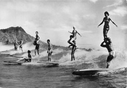 Surf * CP * Sport Sports * Surf Riding à Waïkiki * Hawaï * Film HAWAI Iles De Rêve De Jacques Chegaray - Autres & Non Classés