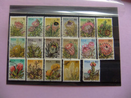 48 AFRICA DEL SUR / RSA 1977 / PLANTAS Y SUS FLORES / YVERT 416 / 432  FU - Usati