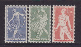 CZECHOSLOVAKIA  - 1955  Spartacist Games  Set  Never Hinged Mint (black Gum Adhesions)) - Neufs