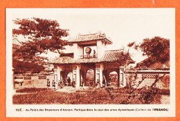 38410 / ⭐ Santé Contre PALUDISME IFRANOL HUE Viet-Nam Palais Empereurs ANNAM Portique Dans Cour Urnes Dynastiques 1930s - Santé