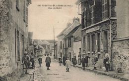 Grisy Les Platres * La Rue De Butel * Villageois * Postes Ptt - Andere & Zonder Classificatie