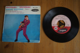 JOHNNY HALLYDAY SOUVENIRS SOUVENIRS  EP   1960 VARIANTE  LANGUETTE VALEUR+ - 45 G - Maxi-Single
