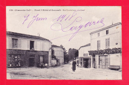 F-17-Pont L'Abbé D'Arnoult-09Ph98  La Rue Conduisant à La Gare, Quincaillerie, Chapellerie, Cpa Braun BE - Pont-l'Abbé-d'Arnoult