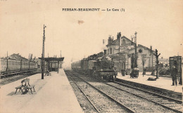 Persan * Beaumont * Intérieur De La Gare * Arrivée Du Train * Locomotive * Ligne Chemin De Fer - Persan