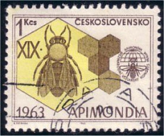 290 Czechoslovakia Abeille Bee Miel Honey Biene Honig Abeja Api Miele (CZE-29) - Honeybees