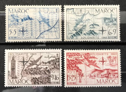 Lot De 4 Timbres Neufs* Maroc 1950 - Luchtpost